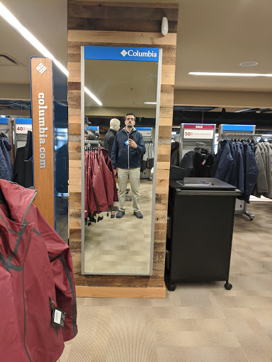 Sportswear Store «Columbia Sportswear Seattle Store», reviews and photos, 290 Pine St, Seattle, WA 98101, USA