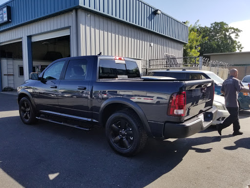 So Fresh & So Clean Auto Detailing en Modesto