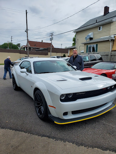 Used Car Dealer «Richland Motors», reviews and photos, 4653 Pearl Rd, Cleveland, OH 44109, USA