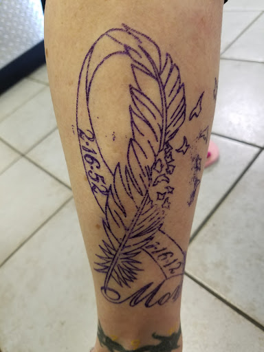 Tattoo Shop «Skin Vandals Tattoo & Piercing», reviews and photos, 1015 N Flood Ave, Norman, OK 73069, USA