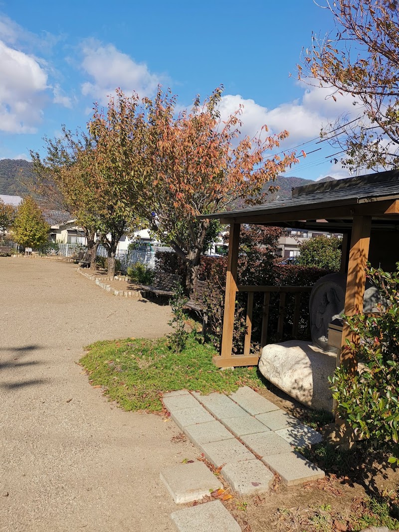 千曲町公園せせらぎ広場