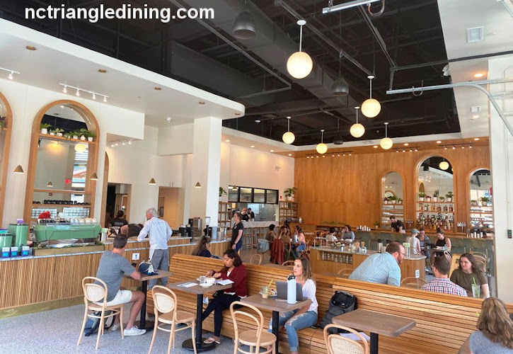 PRESS Coffee Crêpes Cocktails