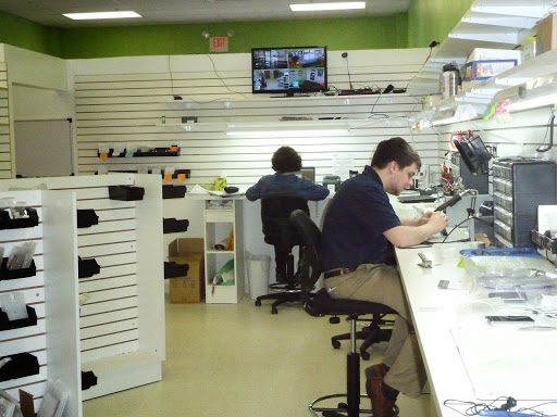 Mobile Phone Repair Shop «CPR Cell Phone Repair West Chester», reviews and photos, 7751 Cox Ln, West Chester Township, OH 45069, USA