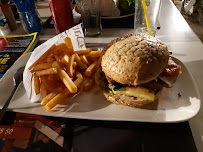Hamburger du Chalet chez Mimi's restaurant au bord du lac à Aix-les-Bains - n°16