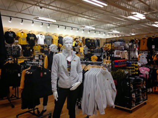 Sportswear Store «Rally House Springfield», reviews and photos, 2832 S Glenstone Ave, Springfield, MO 65804, USA