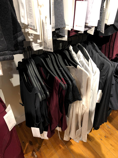 Sportswear Store «lululemon», reviews and photos, 1304 Burlingame Ave, Burlingame, CA 94010, USA