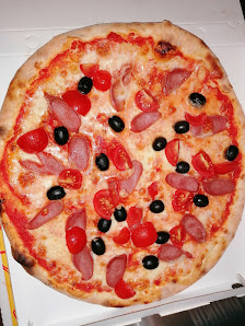 Pizzeria & Kebab Cleopatra3 di Mehmood Qaiser Via Emilia, 50, 27050 Corvino San Quirico PV, Italia