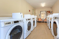 Meadowlark Apartments - Photo 4 - Car repair in Merced, CA, Merced