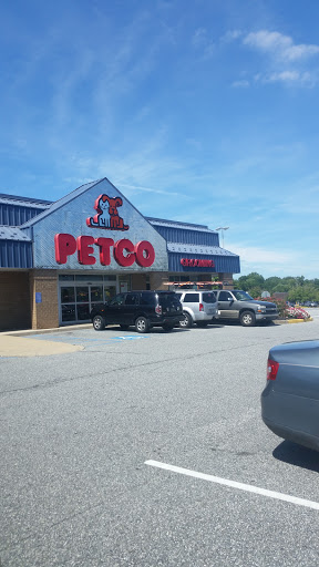 Pet Supply Store «Petco Animal Supplies», reviews and photos, 4491 Kirkwood Hwy, Wilmington, DE 19808, USA