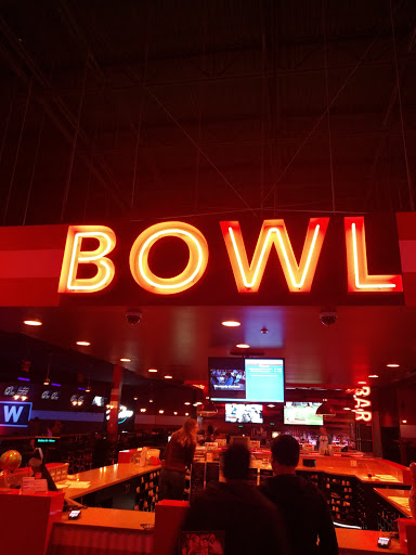 Bowling Alley «Brunswick Zone XL St. Peters», reviews and photos, 8070 Veterans Memorial Pkwy, St Peters, MO 63376, USA
