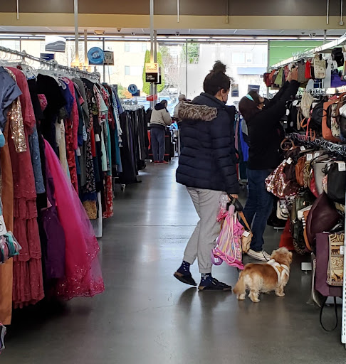 Thrift Store «Value Village», reviews and photos