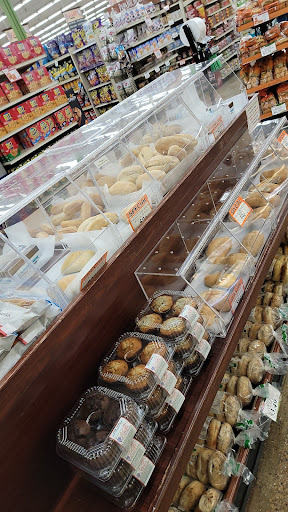 Produce Market «Valli Produce», reviews and photos, 850 Roselle Rd, Hoffman Estates, IL 60169, USA