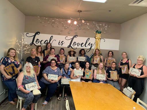 Wine Store «Little Birdie Wine Nest», reviews and photos, 6060 Broadview Rd, Parma, OH 44134, USA