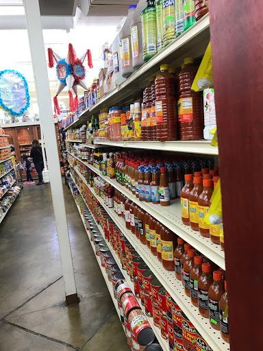 Grocery Store «EL MERCADITO GROCERY», reviews and photos, 906 Eastern Blvd, Clarksville, IN 47129, USA