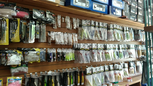 Gun Shop «Camp-Site Sport Shop Inc», reviews and photos, 1877 New York Ave, Huntington Station, NY 11746, USA