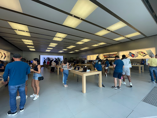 Computer Store «Apple Knox Street», reviews and photos, 3101 Knox St, Dallas, TX 75205, USA