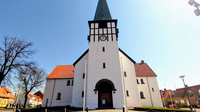 Munch Petersens Vej v. Kirken (Bornholm) - Andet