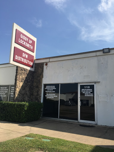 Locksmith «GiddyUp locksmith llc», reviews and photos, 930 N Belt Line Rd #110, Irving, TX 75061, USA