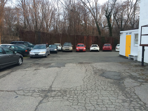 Auto Body Shop «Route 1 Auto Body», reviews and photos, 8655 Richmond Hwy, Alexandria, VA 22309, USA