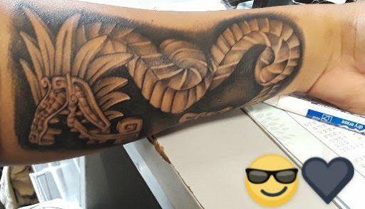 Tattoo Shop «Tsunami Tattoo», reviews and photos, 3213 S 38th St B, Tacoma, WA 98409, USA