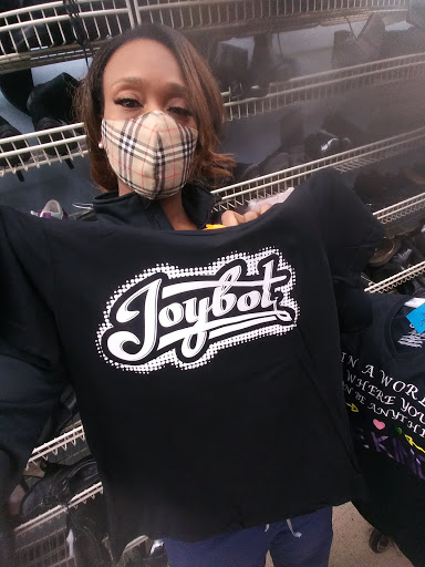 Thrift Store «Village Discount Outlet», reviews and photos, 3500 Cleveland Ave, Columbus, OH 43224, USA