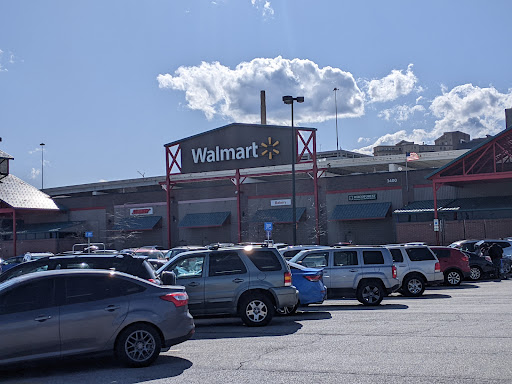 Department Store «Walmart Supercenter», reviews and photos, 3400 Steelyard Dr, Cleveland, OH 44109, USA
