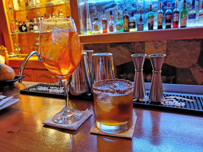 Pitahaya Lounge - Pub