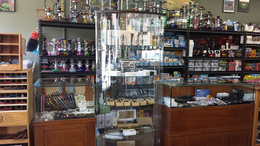 Tobacco Shop «Emerald Triangle Glassworks», reviews and photos, 415 S State St, Ukiah, CA 95482, USA