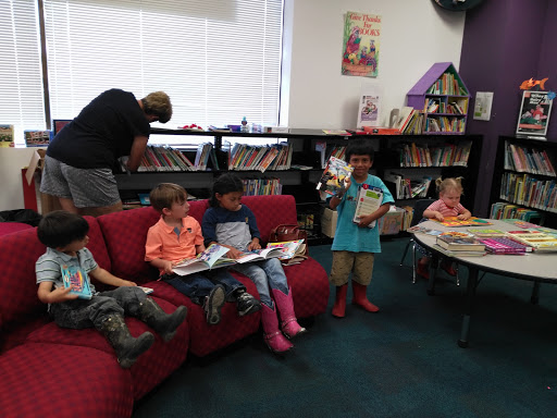 Used Book Store «Recycled Reads Bookstore, Austin Public Library», reviews and photos