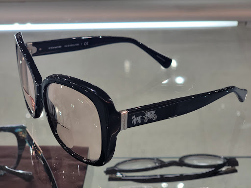 Optician «Franklin Optical», reviews and photos, 4711 Airline Dr, Houston, TX 77022, USA