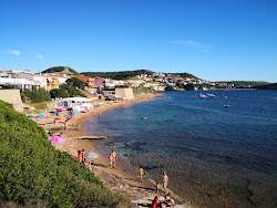 S'Archittu Beach'in fotoğrafı geniş bir kıyı şeridi ile birlikte
