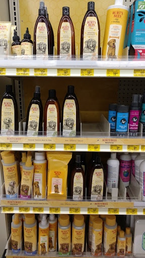 Pet Supply Store «PetSmart», reviews and photos, 10164 Colerain Ave, Cincinnati, OH 45251, USA