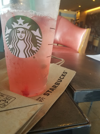 Coffee Shop «Starbucks», reviews and photos, 1741 E Geneva St a, Delavan, WI 53115, USA