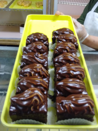 Bakery «Central Pastry Shop», reviews and photos, 1518 Central Ave, Middletown, OH 45044, USA