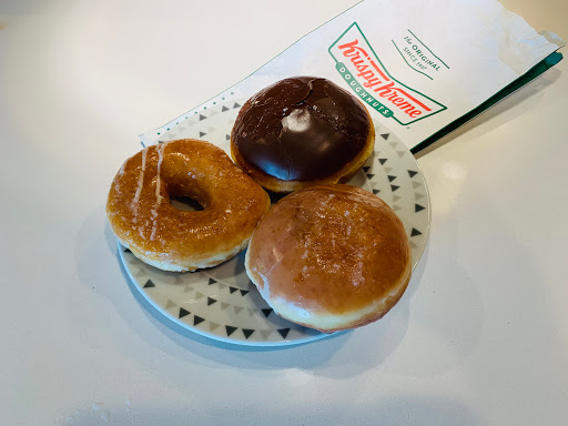 Bakery «Krispy Kreme Doughnuts», reviews and photos, 16415 NW Cornell Rd, Beaverton, OR 97006, USA