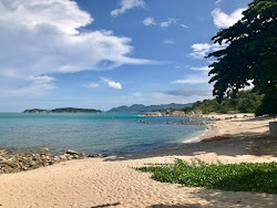 Surat Thani Beach'in fotoğrafı kısmen otel alanı