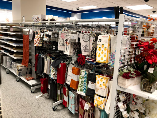 Clothing Store «Ross Dress for Less», reviews and photos, 19 Colma Blvd, Colma, CA 94014, USA