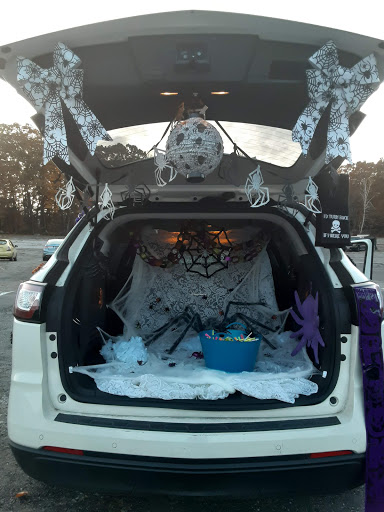 Drive-in Movie Theater «Rustic Drive in Theatre», reviews and photos, Louisquisset Pike, North Smithfield, RI 02896, USA