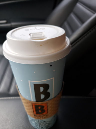 Coffee Shop «BIGGBY COFFEE», reviews and photos, 6123 Highland Rd a, Waterford Twp, MI 48327, USA