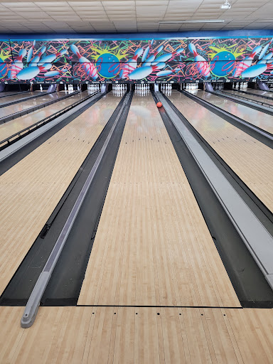 Bowling Alley «Spanish Trail Lanes», reviews and photos, 2909 Old Spanish Trail, Gautier, MS 39553, USA