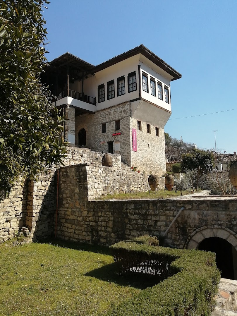 Berat, Arnavutluk
