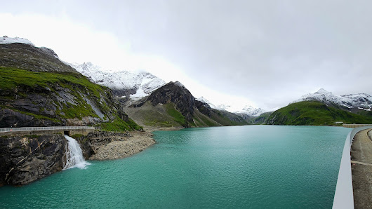 Kaprun Stauseen Parkhaus Kaprun Stauseen Parkhaus، L215 98/96، 5710 Kaprun, Österreich