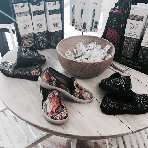 Uniform Store «The Scrubs Boutique», reviews and photos, 4059 13th St, St Cloud, FL 34769, USA