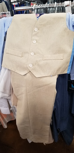 Clothing Store «K&G Fashion Superstore», reviews and photos, 8655 Pulaski Hwy, Rosedale, MD 21237, USA