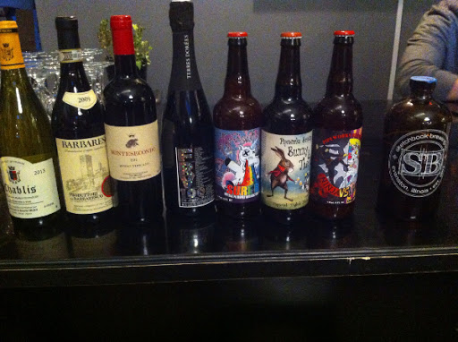 Wine Bar «The Bottle Shop», reviews and photos, 1148 Central Ave, Wilmette, IL 60091, USA