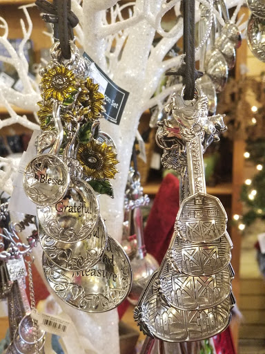 Florist «Sherwood Florist & Gift Shoppe», reviews and photos, 10239 Fair Oaks Blvd #A, Fair Oaks, CA 95628, USA