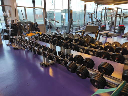 Ximnasio Municipal en Curtis, A Coruña