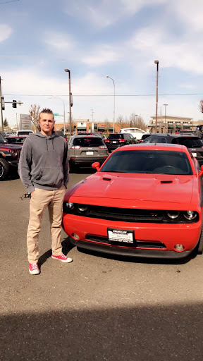Car Dealer «Enumclaw Chrysler Jeep Dodge», reviews and photos, 726 Roosevelt Ave, Enumclaw, WA 98022, USA