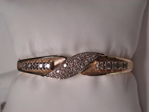 Jewelry Store «Mark Puglise Jewelers», reviews and photos, 3714 Whitney Ave #2, Hamden, CT 06518, USA