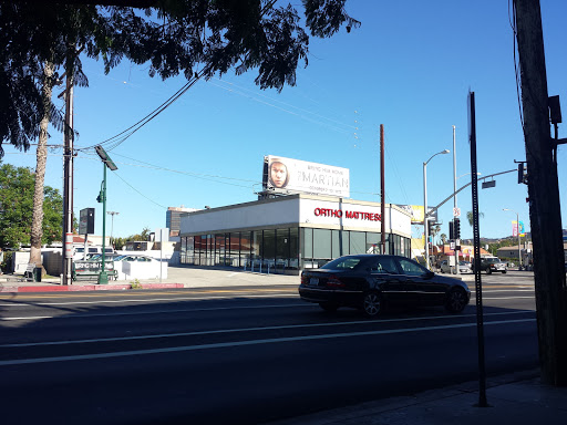 Coffee Shop «The Coffee Bean & Tea Leaf», reviews and photos, 18505 Ventura Blvd, Tarzana, CA 91356, USA